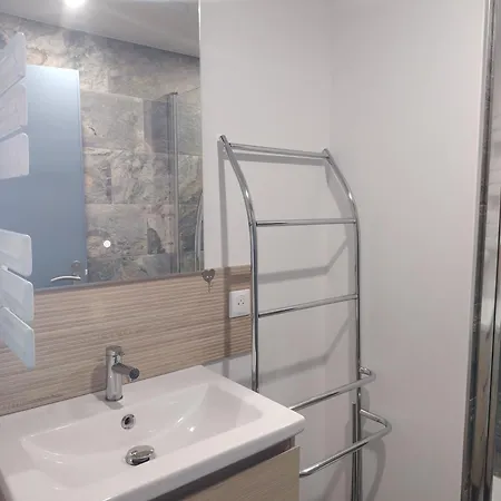 Apartman Bali T2 Piscine Parking Balaruc-les-Bains
